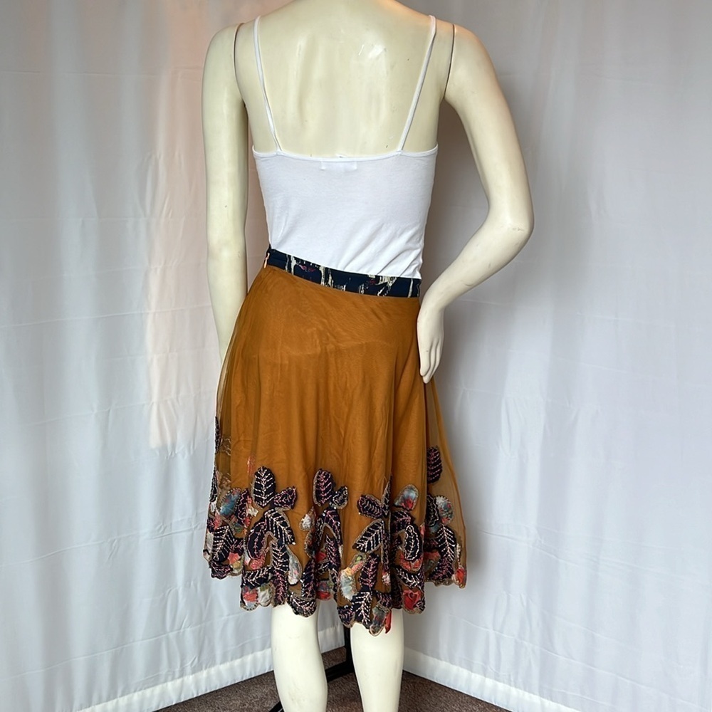 Anthropologie - Tulle and Embroidery midi Skirt - Picture 8 of 10